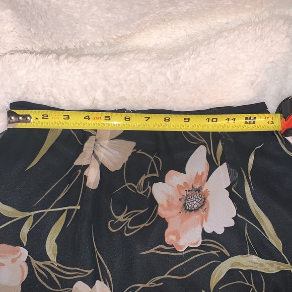 Vintage Maxi Skirt with flowers - Picture 8 of 9